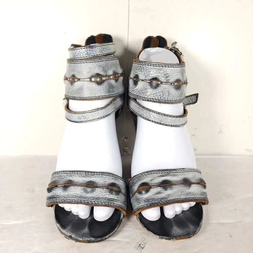 Mia MLE Women's Monterey US 7M Gray Silver Distressed Leather Open Toe Sandals